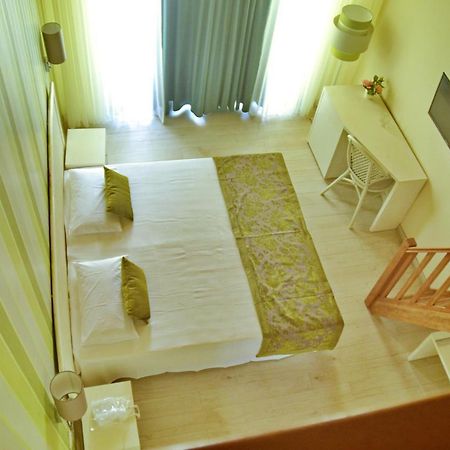 Ouril Hotel Julia 圣玛丽亚 外观 照片