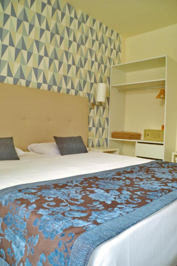 Ouril Hotel Julia 圣玛丽亚 外观 照片
