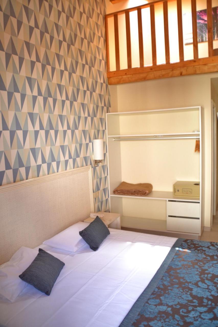 Ouril Hotel Julia 圣玛丽亚 外观 照片